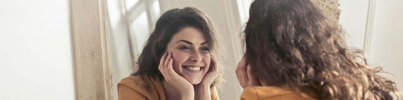 Улыбка своему отражению